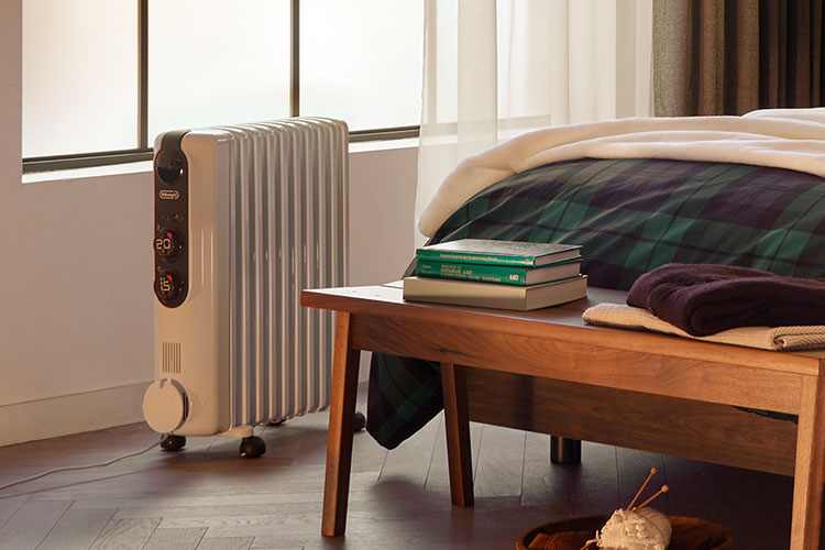 オイルヒーター「デロンギ/RHJ35M1015-BK」