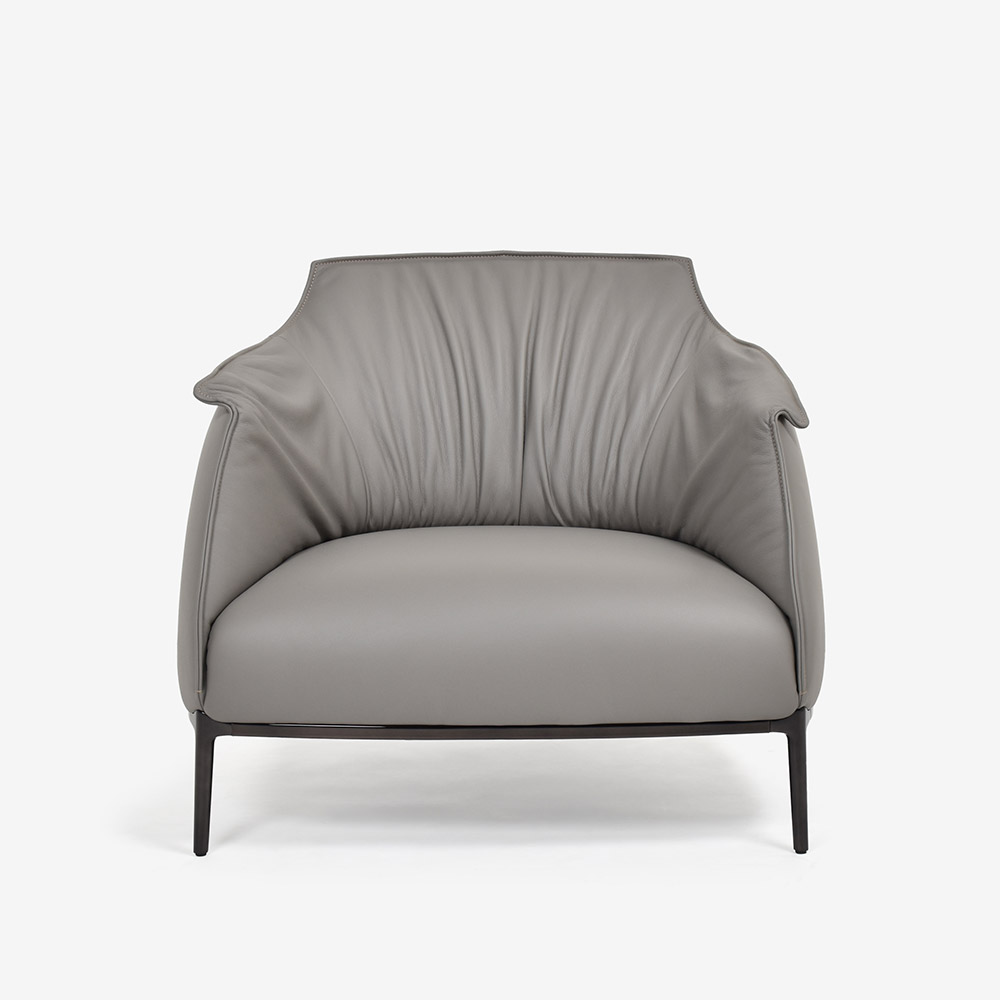 PoltronaFrau(ポルトローナ・フラウ)アームチェア「アーチボルドラージ」革トープ色 #SC26Topo