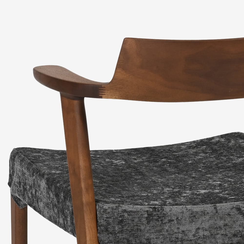 ダイニングチェア (半肘付き)「シャルダン S-BW125A」ウォールナット材TP色/布＃CモナルカBK【受注生産品】