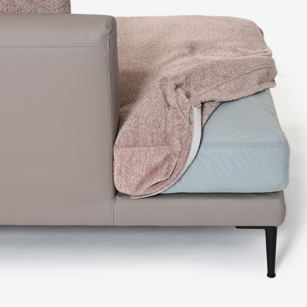 Abitamoda (アビタモーダ)片肘コーナーカウチソファ 向って左「メダ」 カバーリング仕様 布/革コンビ(布#6/6145 革L133) 金属脚全2色【受注生産品】