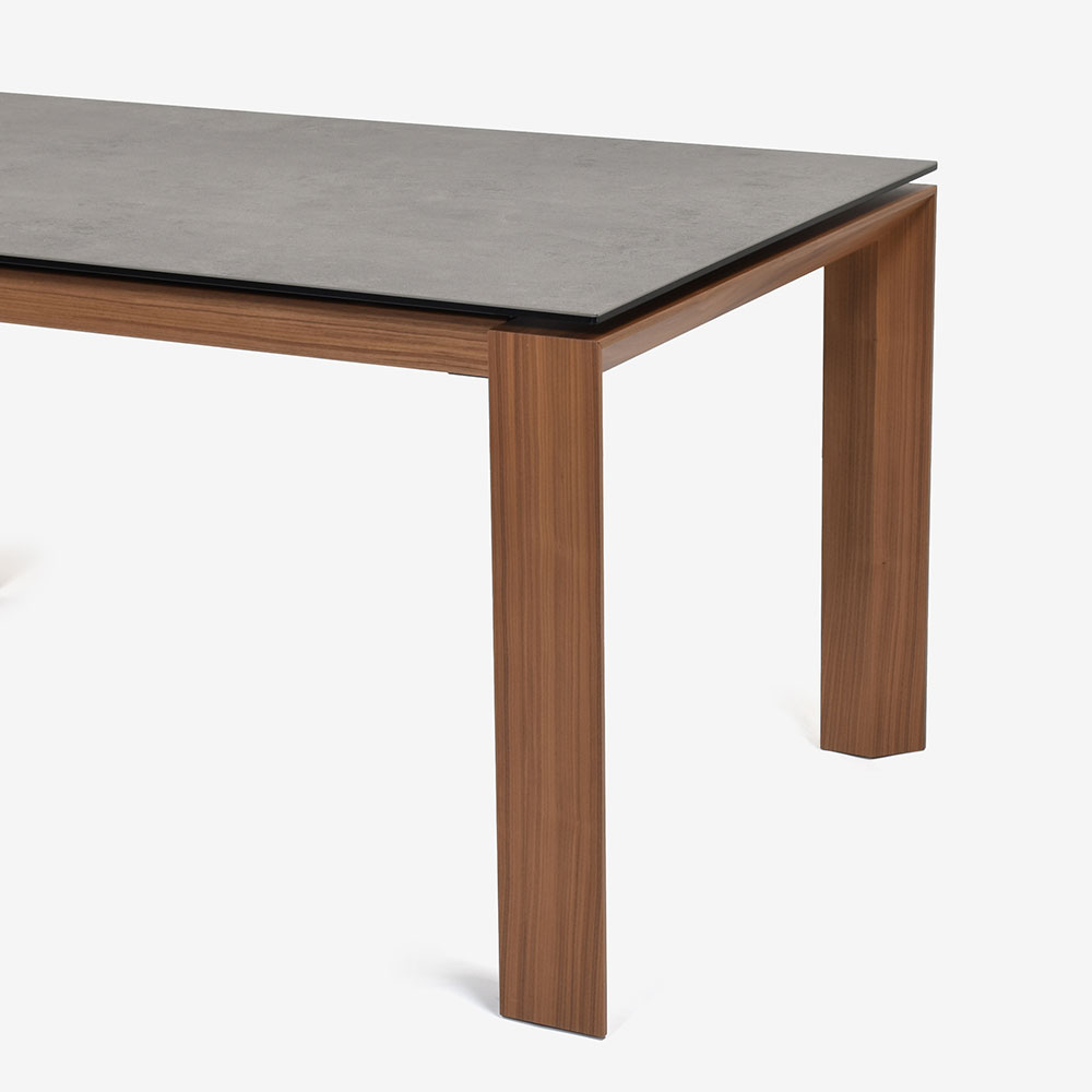Calligaris（カリガリス）伸長式ダイニングテーブル「Omnia CS4058-R」幅160-220cm 天板セラミック P321グレー/脚部ウォールナット材 P1GW