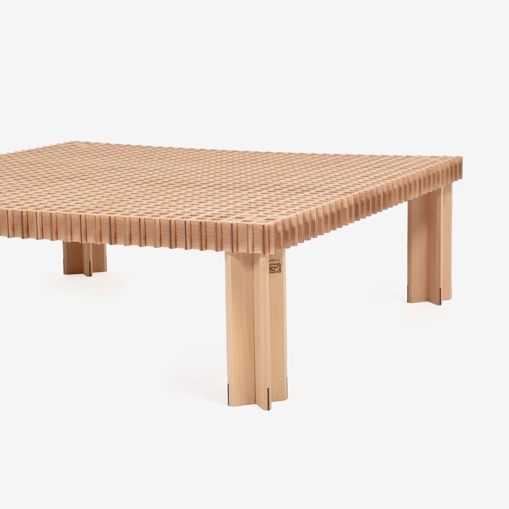 PoltronaFrau(ポルトローナ・フラウ)センターテーブル「キョウト」幅102cm ビーチ材