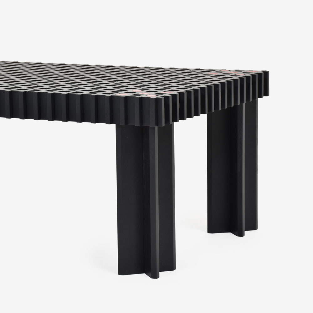 PoltronaFrau(ポルトローナ・フラウ)センターテーブル「キョウト」幅102cm 奥行50cm ビーチ材 ブラック色