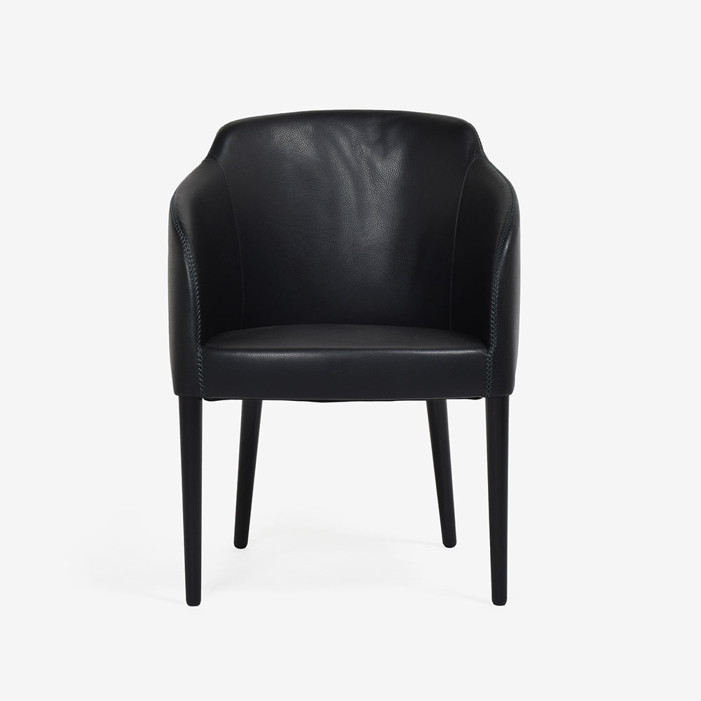 erba（エルバイタリア）ダイニングチェア「エモジオーネ2」肘付き 革#Cブラック色