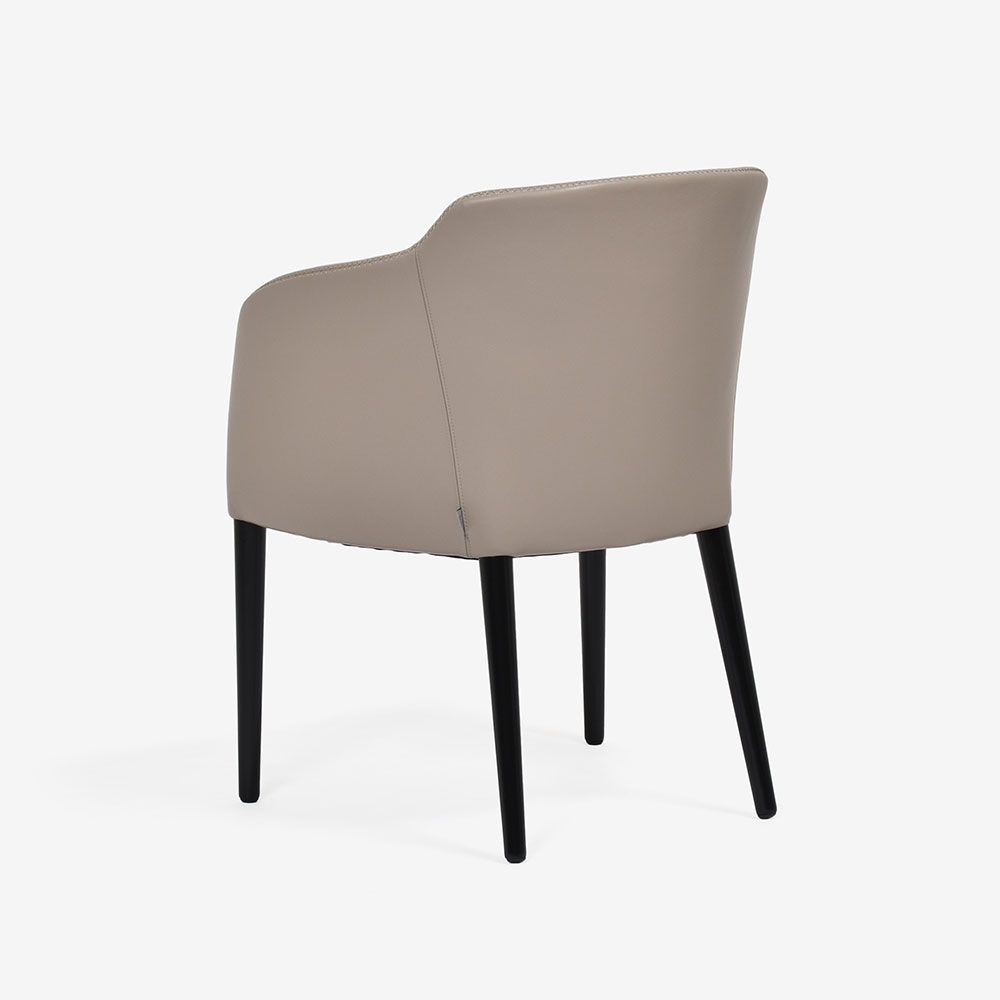 erba（エルバイタリア）ダイニングチェア「エモジオーネ2」肘付き 革#Cグレージュ色