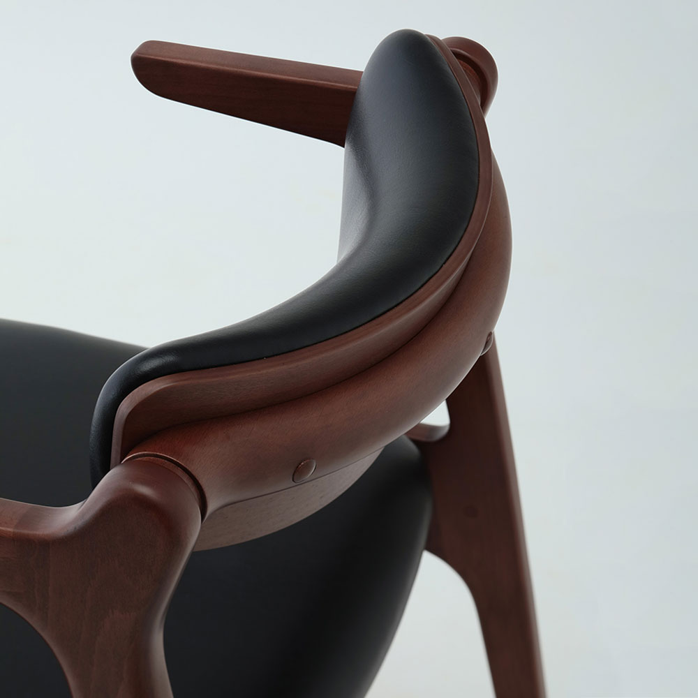 起立木工　座椅子「キャスパー2 100B-BK」PVCブラック