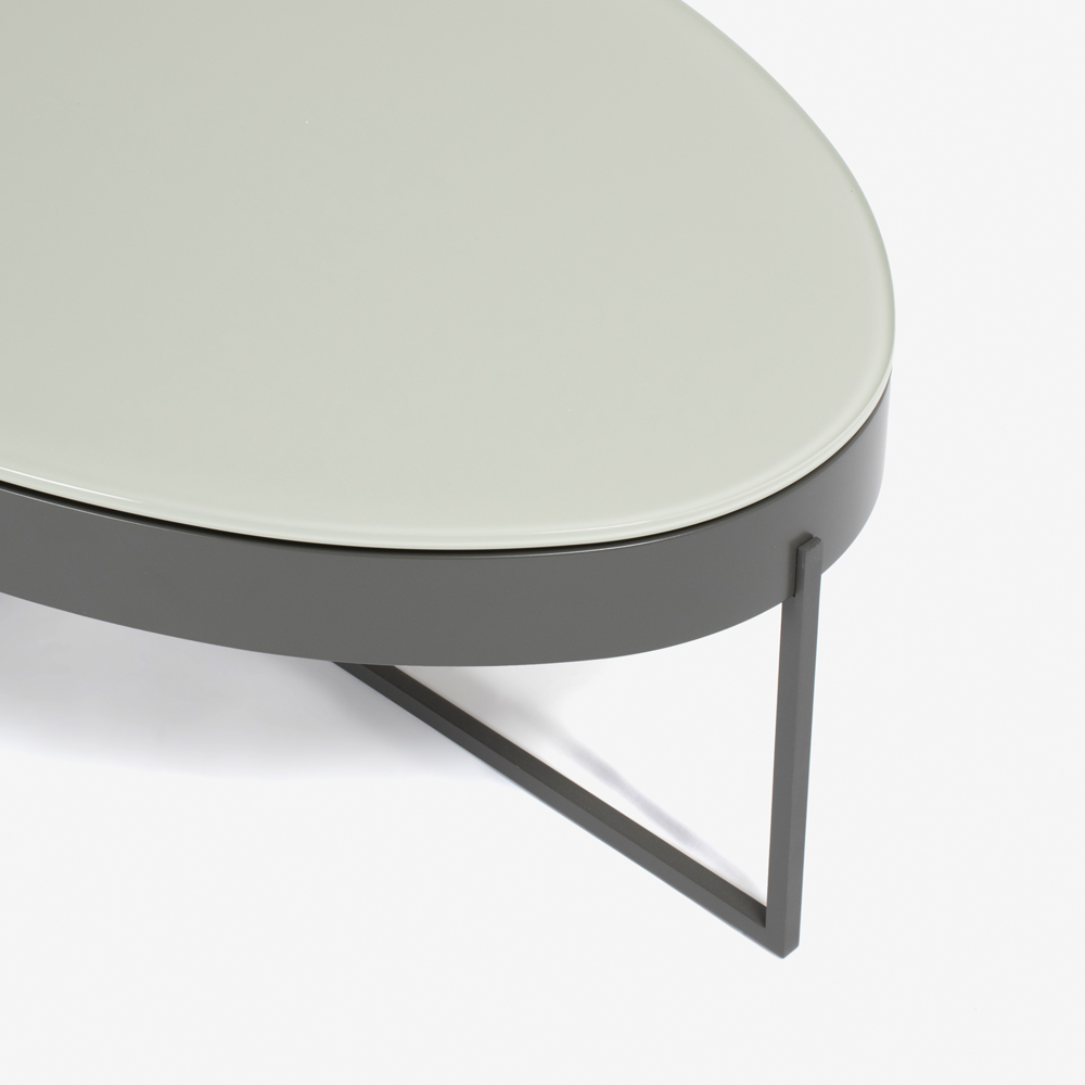 センターテーブル 「8440」 幅130cm ガラス天板  グレー色 / 本体・脚 アンブラグレー色