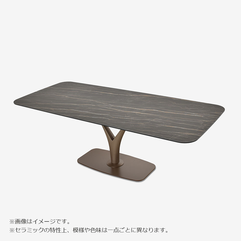 ダイニングテーブル「Fly Aquilaフライアクイラ」セラミック天板