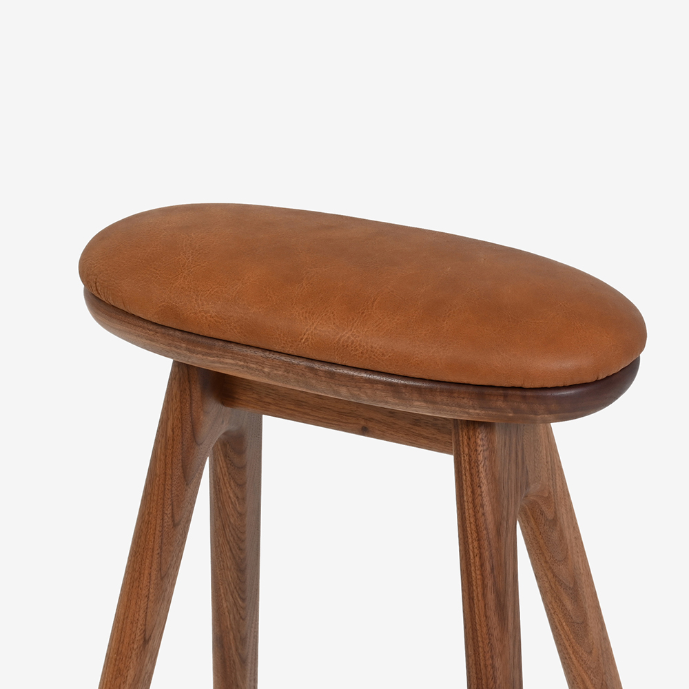 キッチンスツール「Friendly!! coupe kitchen stool SC338-1S63」WN-WN-AK765 ウォールナット材/本革張り 座面高63cm【受注生産品】