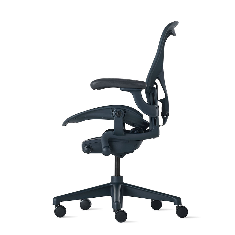 HermanMiller(ハーマンミラー)「アーロンチェア リマスタード」 ナイトフォール Bサイズ