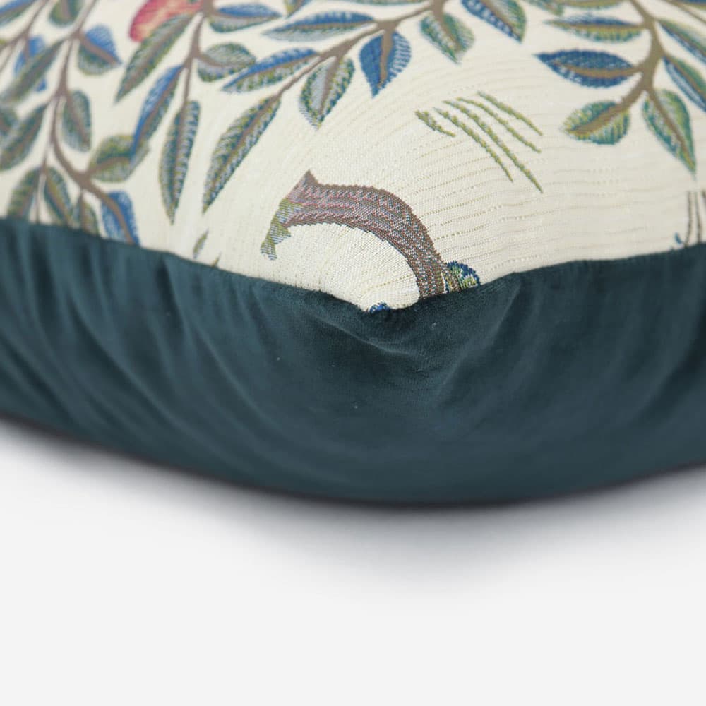 クッションカバー「ケルムスコットツリー」ベージュ 50cm角 Morris Design Studio(モリス)