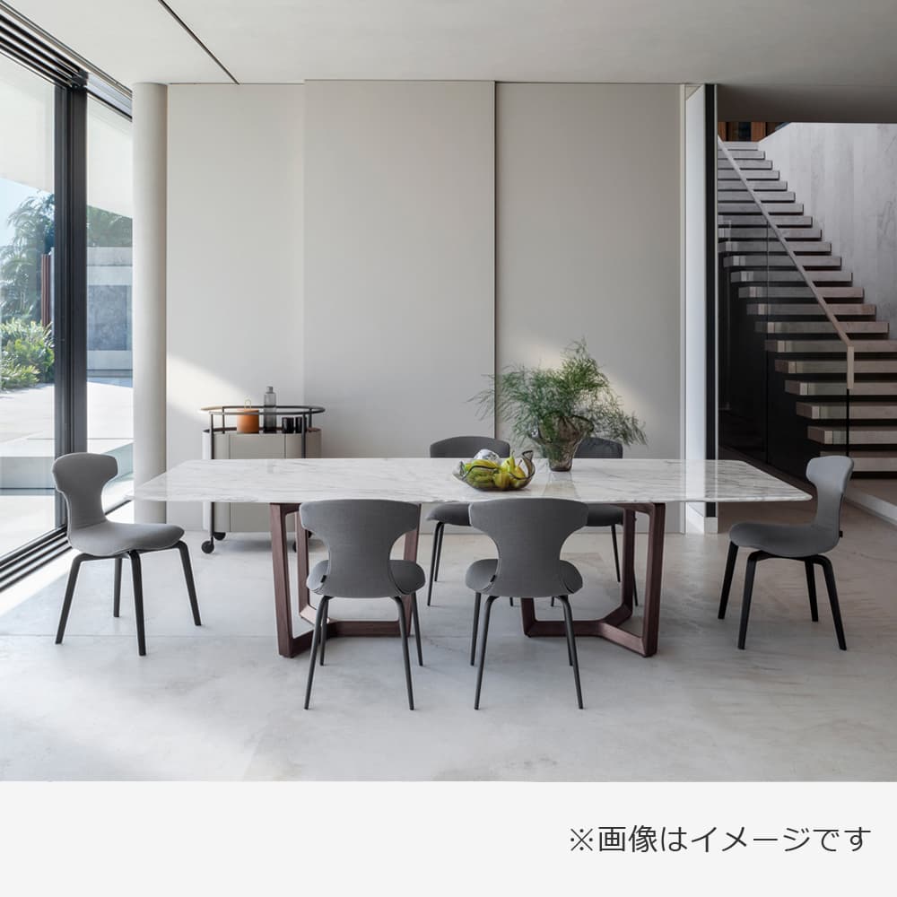 PoltronaFrau（ポルトローナ・フラウ）ダイニングチェア「モンテーラマス」布グレー色/スチール脚