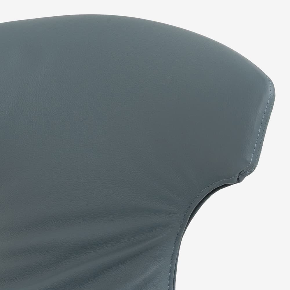 PoltronaFrau（ポルトローナ・フラウ）ダイニングチェア「モンテーラマス」革ブルーグレー色/スチール脚