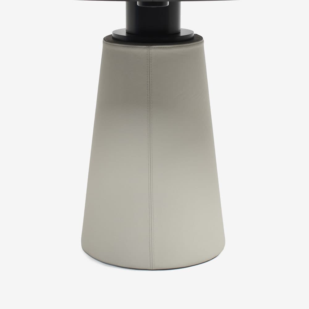 PoltronaFrau(ポルトローナ・フラウ)ダイニングテーブル 「メサドゥーエ」円形 直径120cm 革ベージュ色