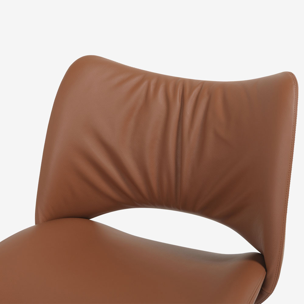 PoltronaFrau（ポルトローナ・フラウ）ダイニングチェア「ニース」革トンカ色  #SC48 Tonka