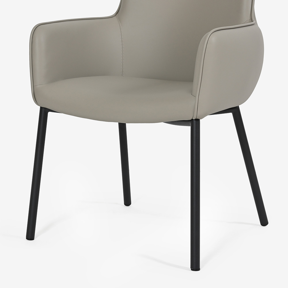 ダイニングチェア（肘付き）「デリス」合成皮革ライトグレー色/脚ブラック色