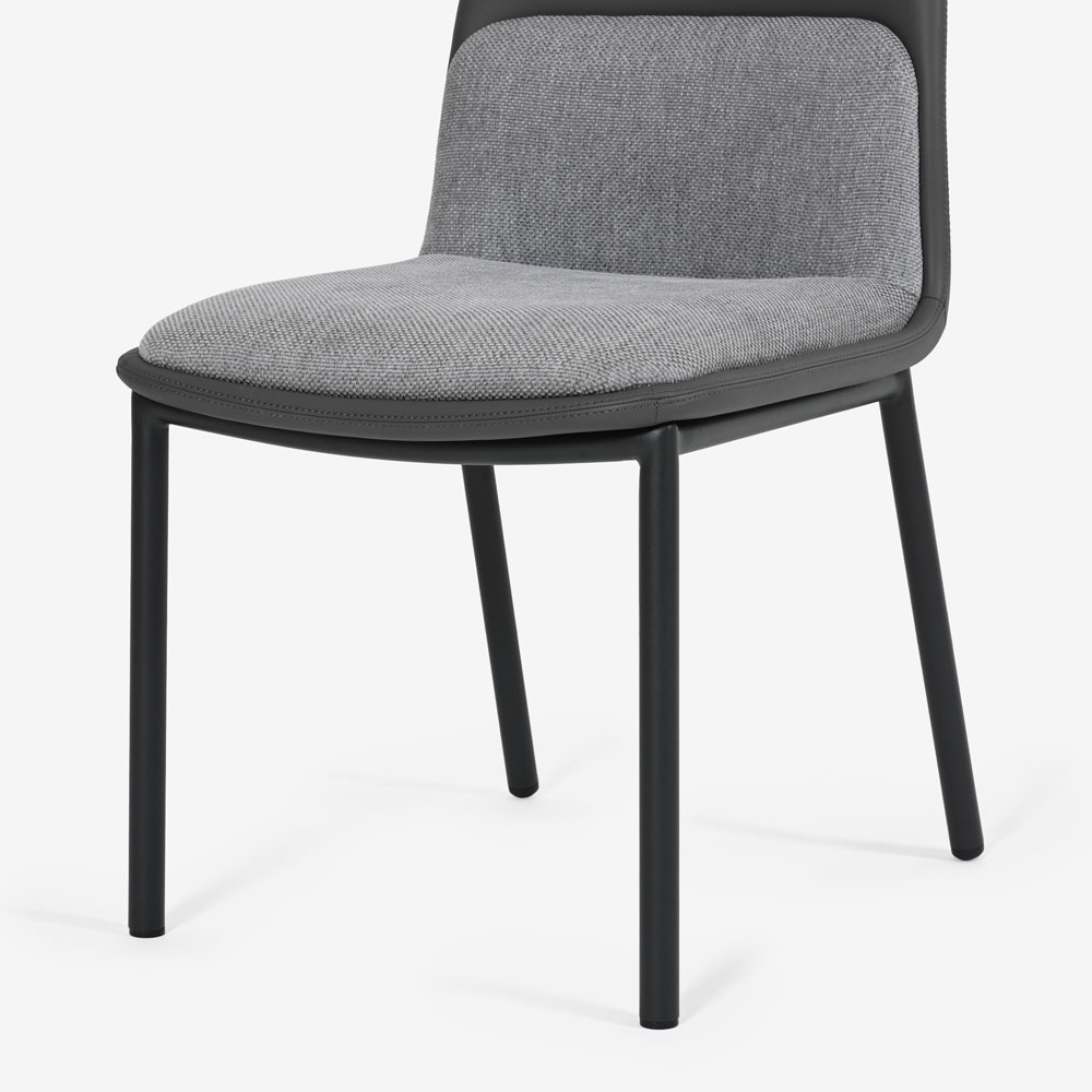 ダイニングチェア「カロル」布ダークグレー色 合成皮革ブラック色