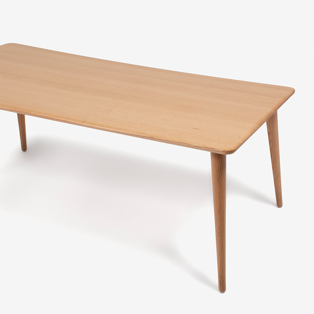 ダイニングテーブル「セレスタ」オーク材NP色 4本丸脚(2型) 高さ70cm 全50サイズ【受注生産品】