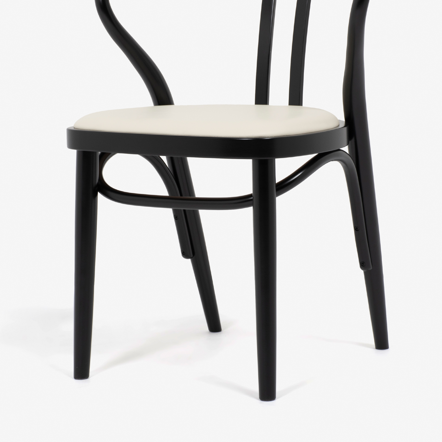 専用　大塚家具 秋田木工 ダイニングチェア 503-OU ブナ材 秋田木工 ダイニングチェア「503-OU」 ブナ材ブラック色 ソフト