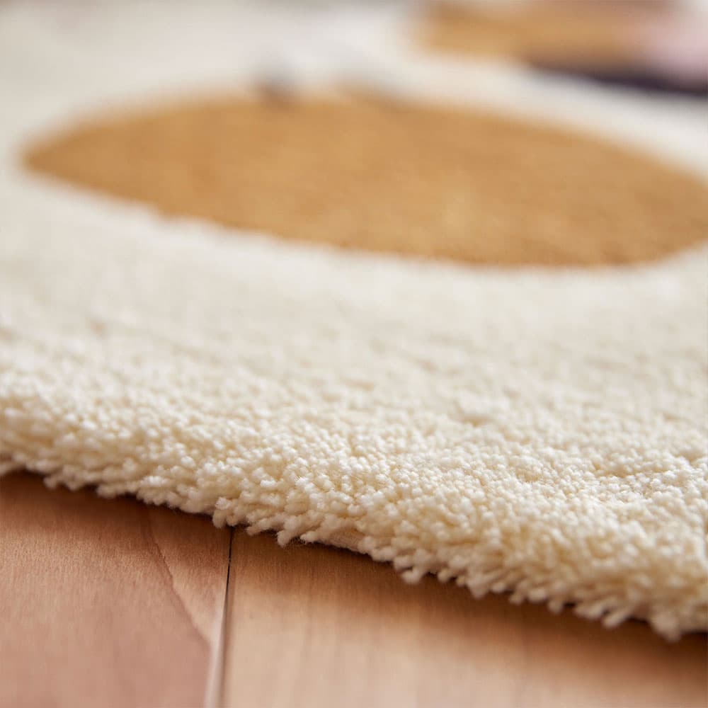 ラグ「コウバコスワリ」ミケ 70ｘ60cm