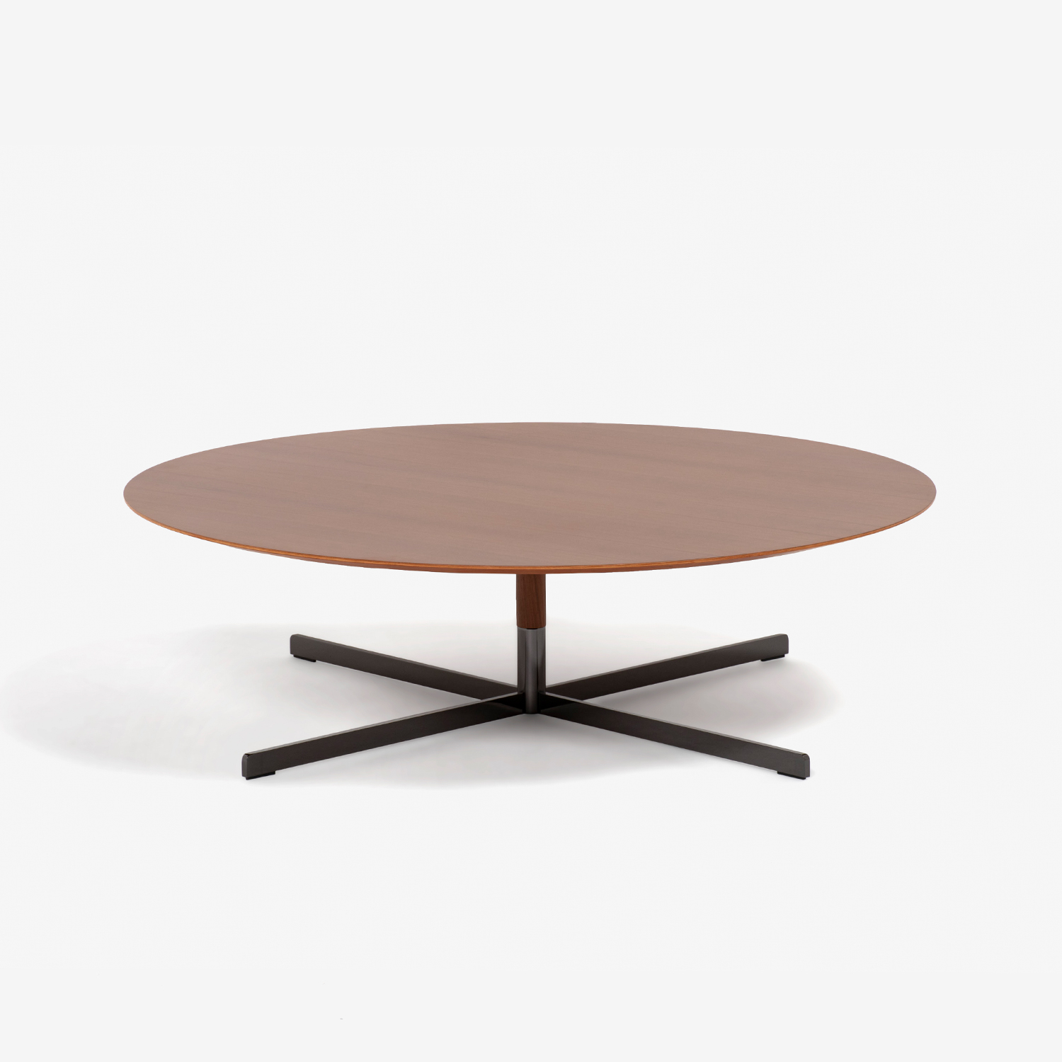 PoltronaFrau（ポルトローナ・フラウ）センターテーブル「ボブ」丸110cm ウォールナット材