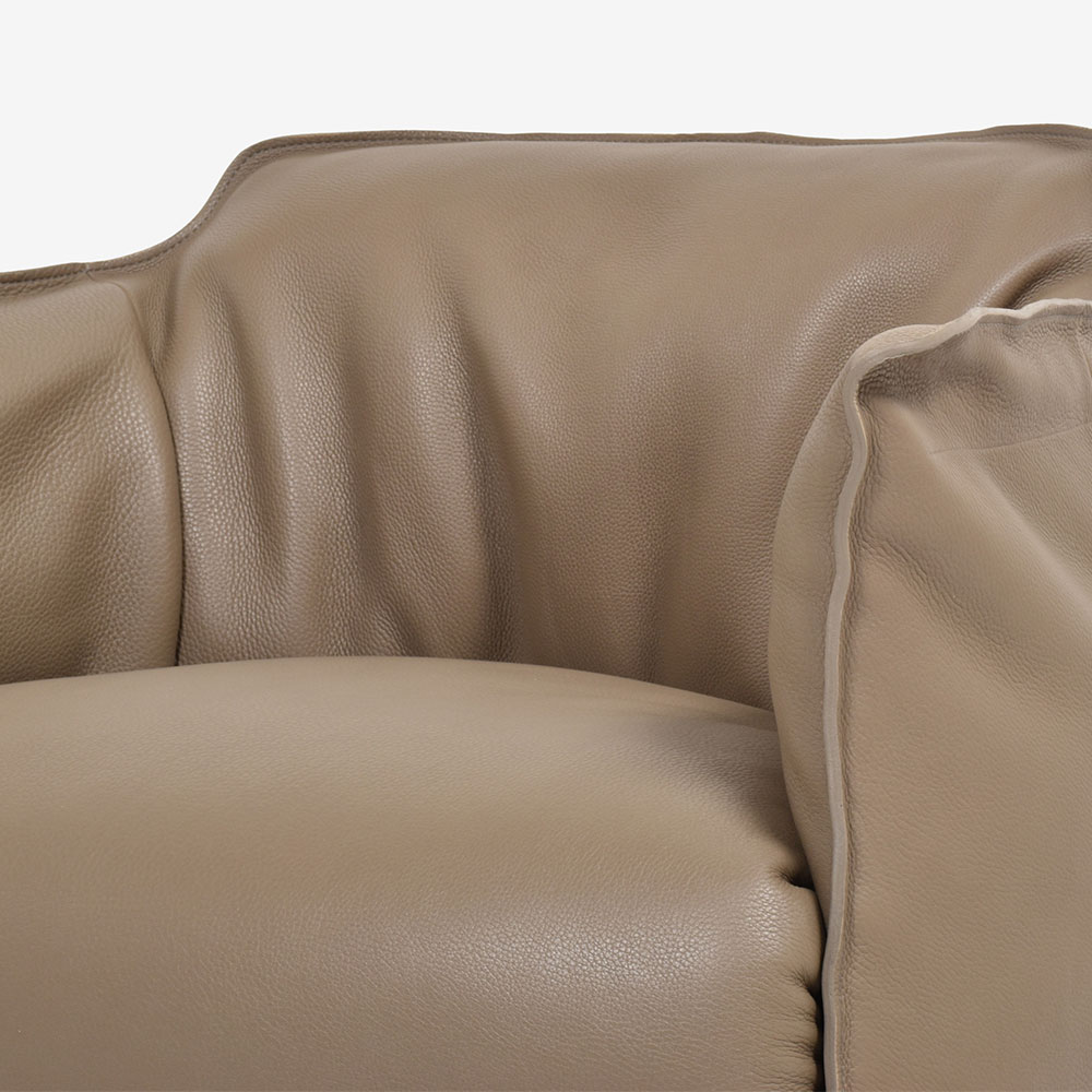 PoltronaFrau（ポルトローナ・フラウ）アームチェア「アーチボルド