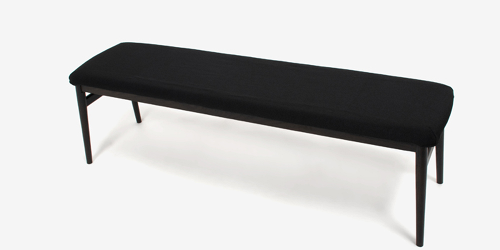 ベンチ「シネマ」幅151cm レッドオーク材 ダークブラウン色 座面PVC　ブラック