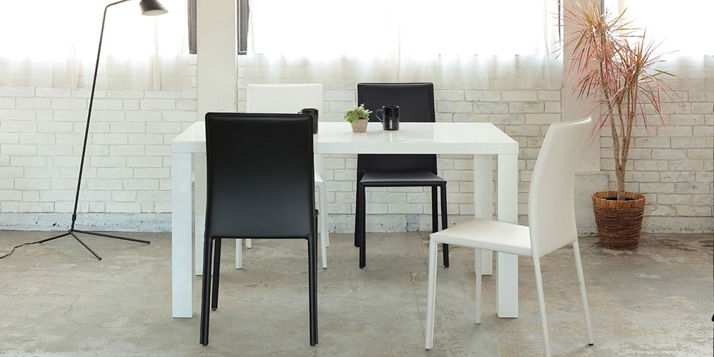 ダイニングテーブル「フォート」天板アップ