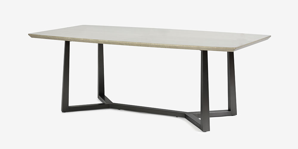 ダイニングテーブル「CORZA コルザ No.4」の斜め