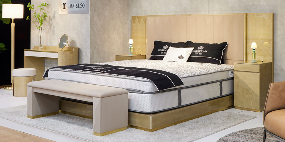 ベンチ「YABANE」のコーディネートイメージ