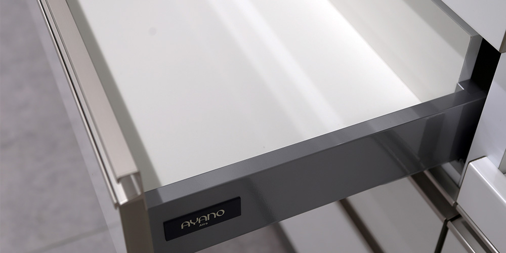 高い性能でスムーズに開閉する引出し収納