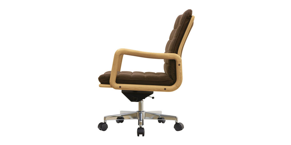 布バネ仕様で快適な座り心地