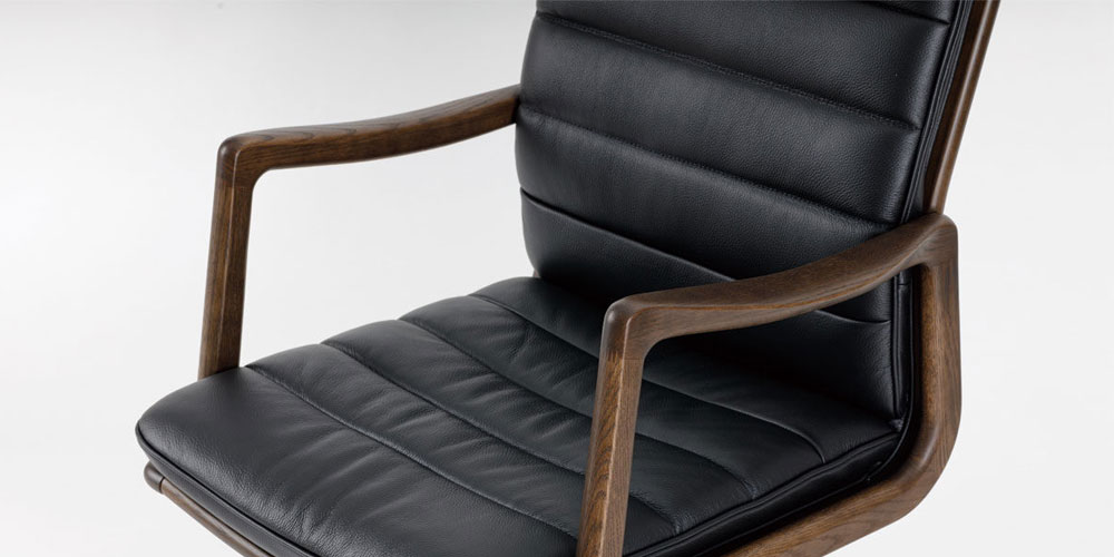 腕に馴染む肘木