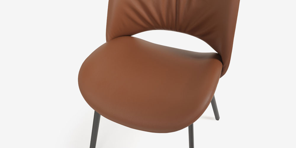 チェア「ニース」革トンカ 座面アップ