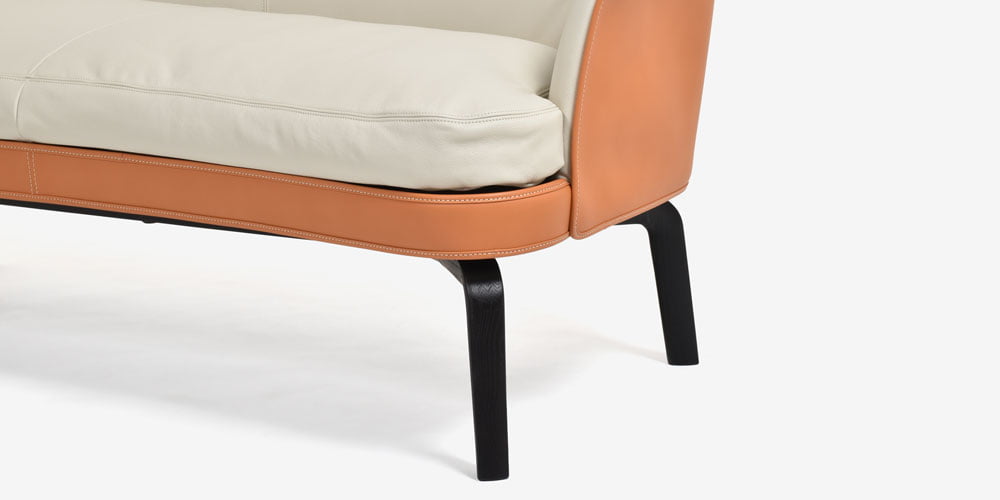 ソファ「ニヴォラ」の脚部