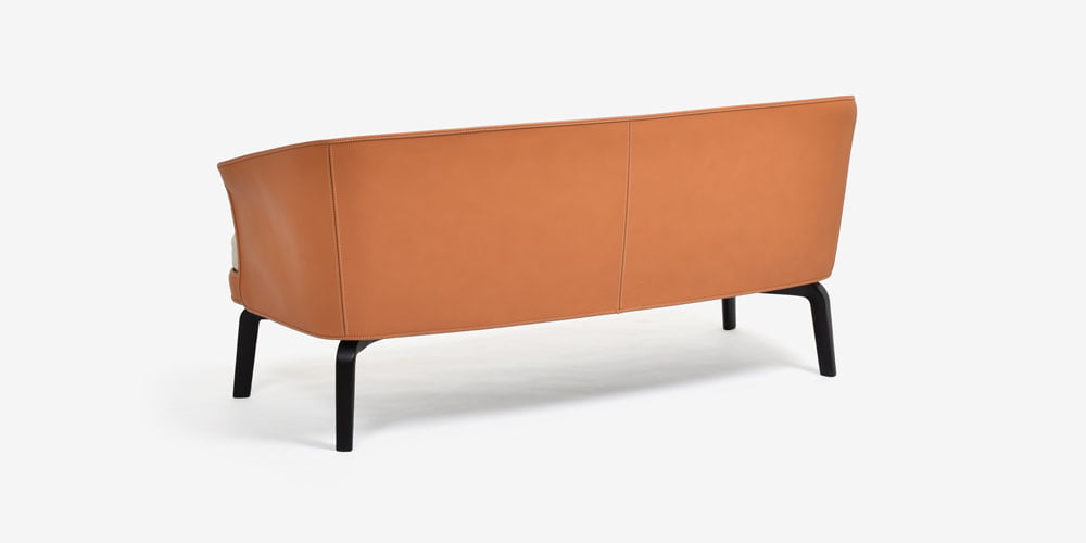 ソファ「ニヴォラ」の背面