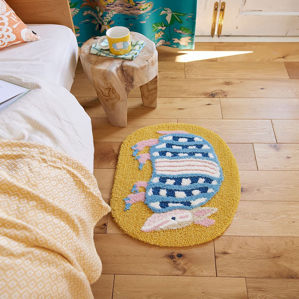 マット「アルクアルマジロ」寝室ベッドサイドのイメージ