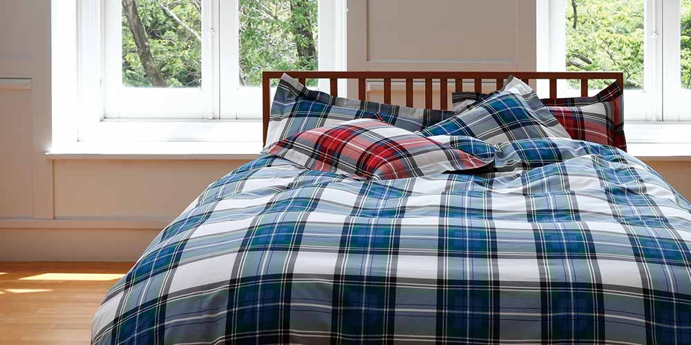 掛け布団カバー「URBANE CASA クラン」ブルーのコーディネートイメージ