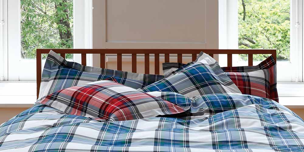 まくらカバー「URBANE CASA クラン」ブルーのコーディネートイメージ