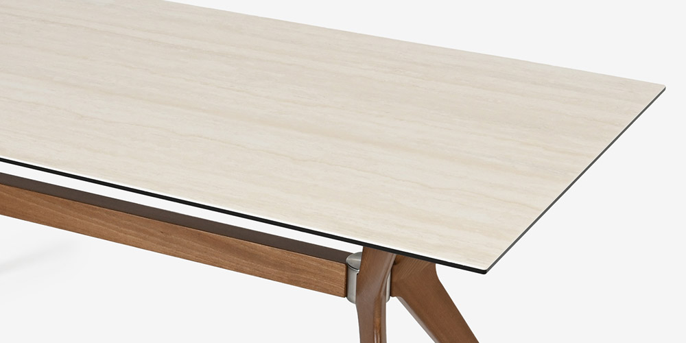 ダイニングテーブル「Tokyo CS18-FR」幅180cmの天板アップ