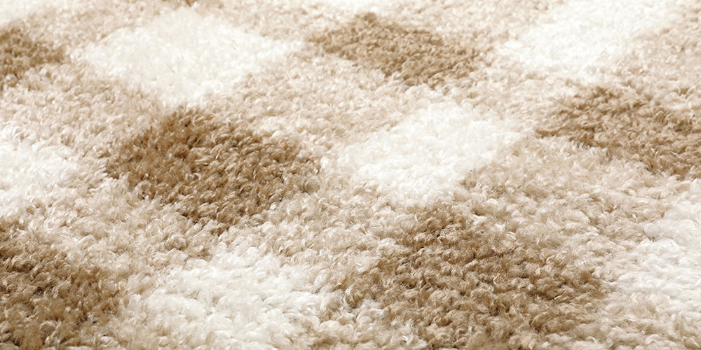 ウィルトンラグ「フルー」ベージュ色の毛足アップ画像