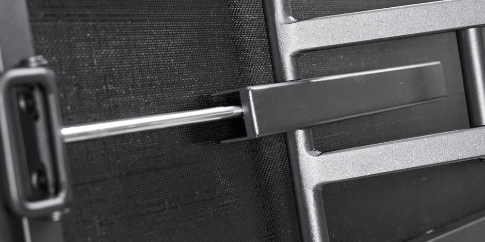 天板裏はシリンダーカバー付き　グラナダ110リフトテーブル