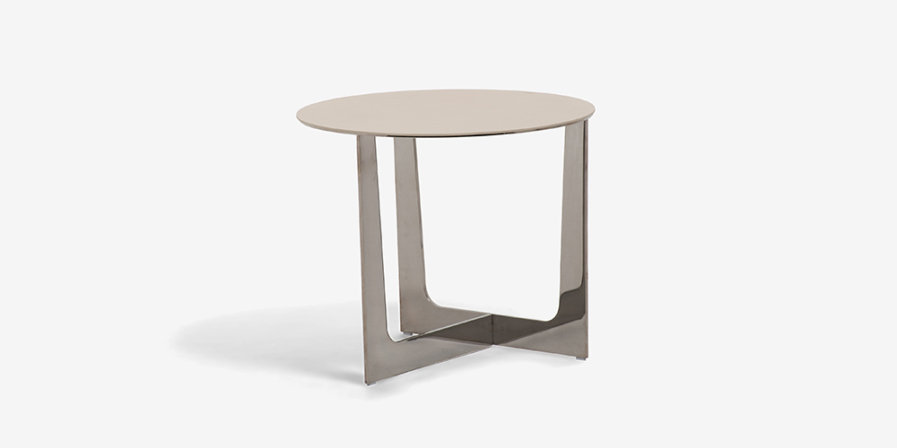 PoltronaFrau（ポルトローナ・フラウ）サイドテーブル「Ilary イラリー H45」丸53cm 革ライトグレー斜めから見た画像