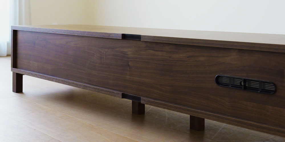 テレビボード「レッチェ」ウォールナット材 背面