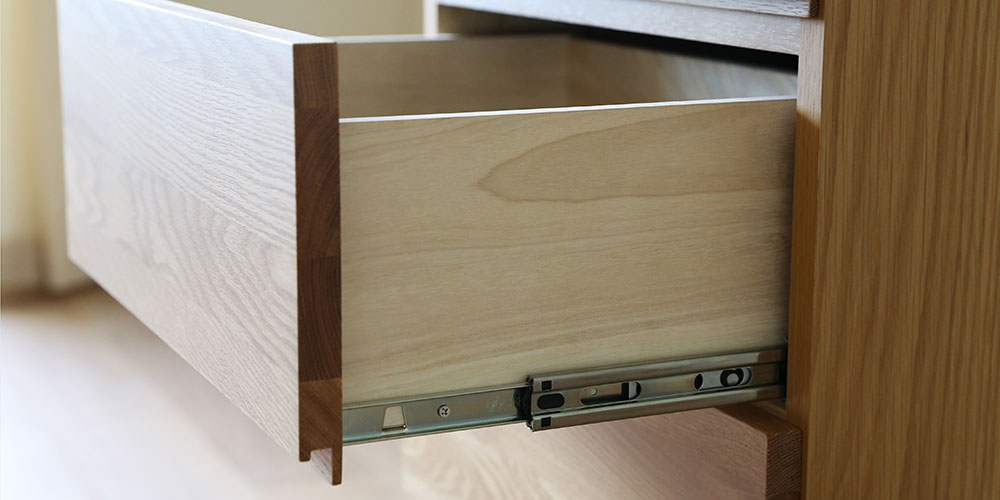 リビングハイチェスト「レッチェ」幅50cm ホワイトオーク材の引出し