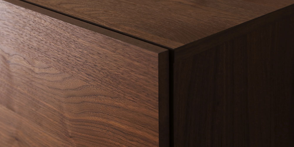 ハイキャビネット「レッチェ」幅80cm ウォールナット材のアップ