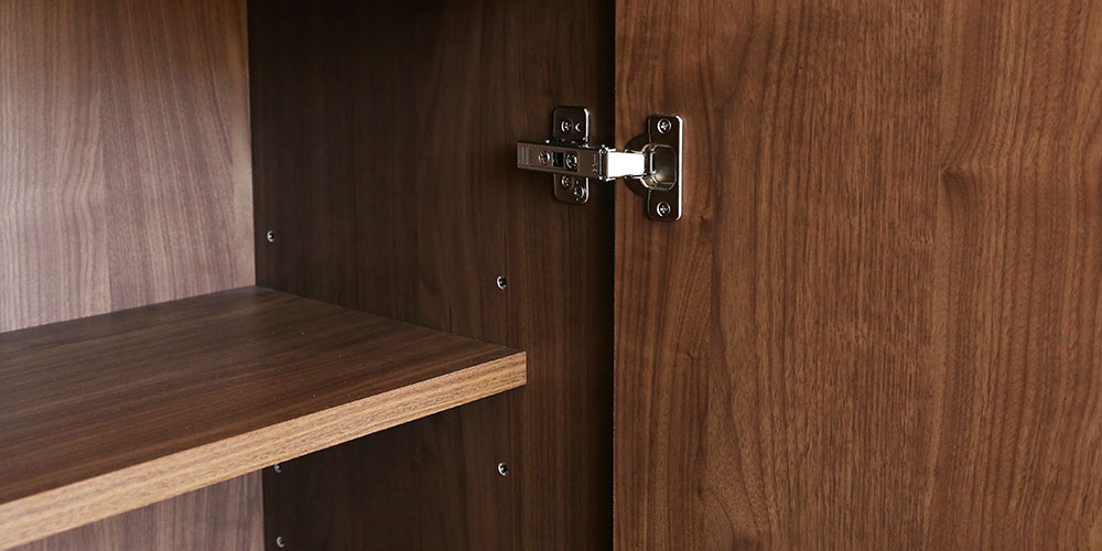 ハイキャビネット「レッチェ」幅80cm ウォールナット材のダンパー付き丁番