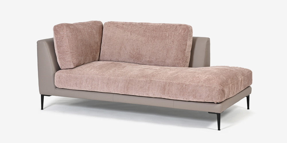 コーナーカウチソファ「メダ」斜めからのカット