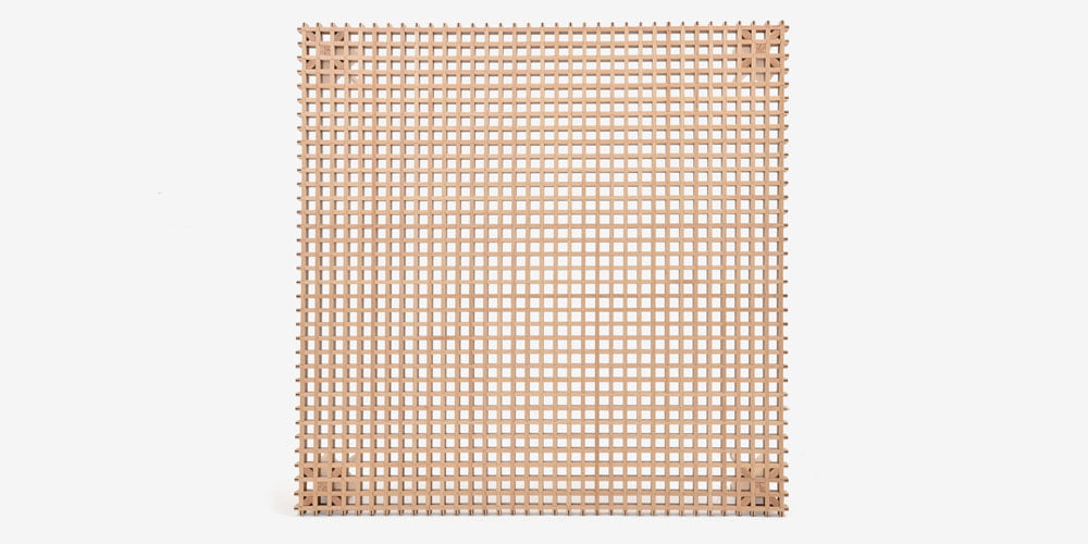 センターテーブル「kyoto」空間を圧迫しない軽やかなデザイン