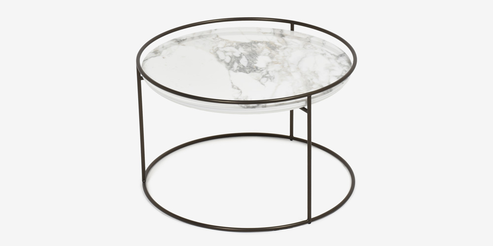 モダンで柔らかな印象を与えるデザインのセンターテーブル「アトーロ」